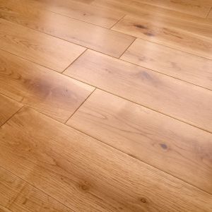 125mm x 18mm Rustic Oak Lacquered Solid Wood Flooring 