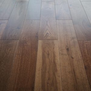 150mm x 14mm Coffee Stain Oak Lacquered Engineered Wood Flooring 