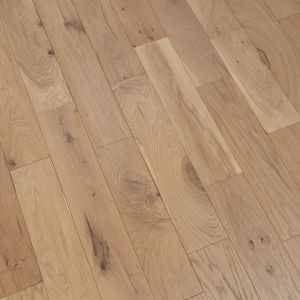 125mm x 10/2.5mm x random lengths Lightly Brushed Oak Invisible Lacquered Rustic Grade Engineered Wood Flooring 