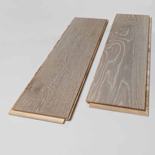 150mm x 14/3mm x 600mm White Washed Oak Herringbone Engineered Rustic Click Flooring Brush & Lacquered