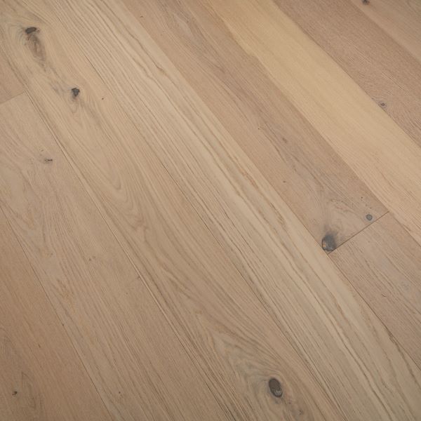 Hybrid Invisible Brush & Lacquered Engineered Click Flooring 190mm x 6/1mm x 1900mm 