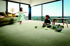 Kids playing on carpet - Image courtesy by: hirehubby.wordpress.com